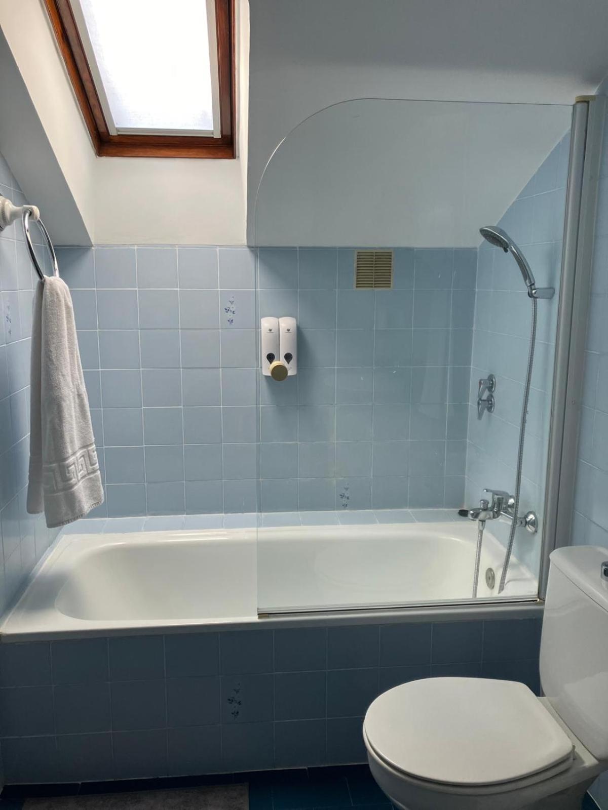 Duplex 122M2, 4 Dormitorios, 2 Banos Completos, Wifi 1Gb Мундака Экстерьер фото